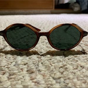 Vintage detailed sunglasses